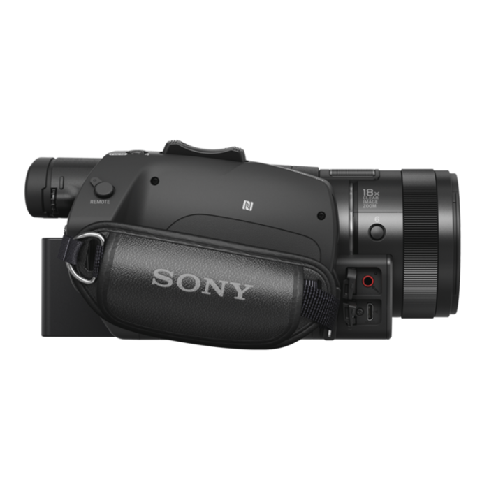 Sony FDR-AX700_05